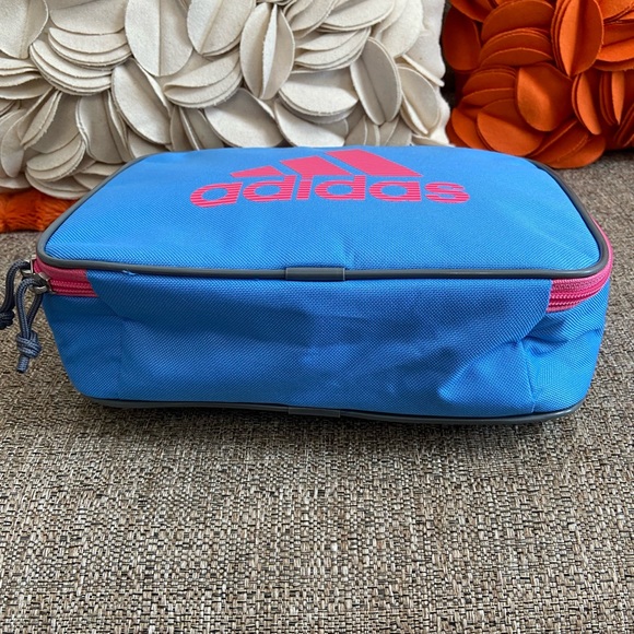 ❣️🆕Adidas Foundation Lunch Bag❣️ - Picture 6 of 10
